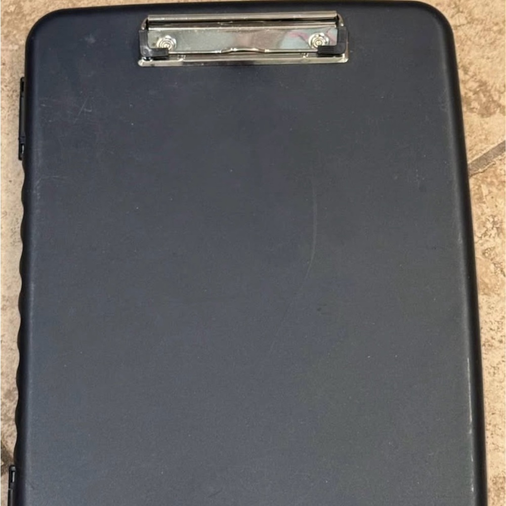 Staples Plastic Storage Clipboard